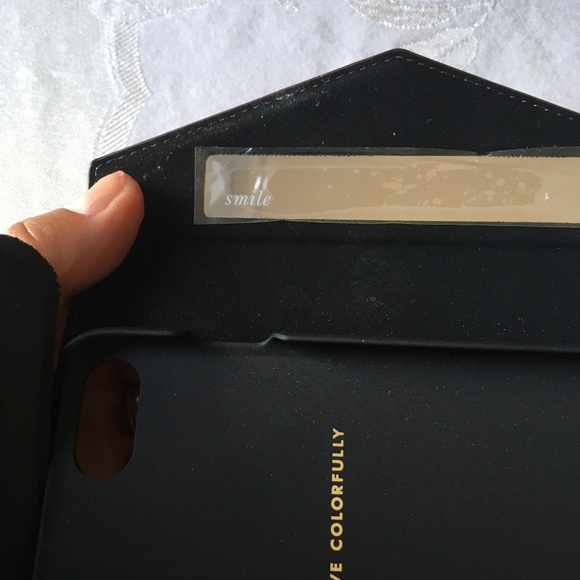 Kate Spade Wristlet case for iPhone 6/6S and slots for two credit cards - Picture 7 of 13